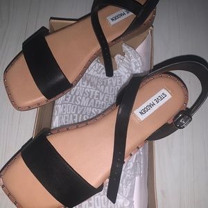 Steve Madden Sandal